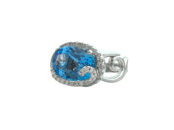 oval blue topaz 6.90 carat and diamonds ring