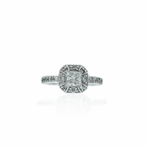 princess cut & round diamond ring