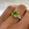 30924 ESTATE 18KW PERIDOT + DIAMOND RING